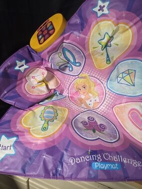 Fisher-Price Purple Pink Yellow Kids Dancing Challenge Playmat